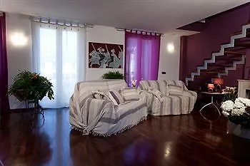 Affittacamere A Casa Di Elena 3*